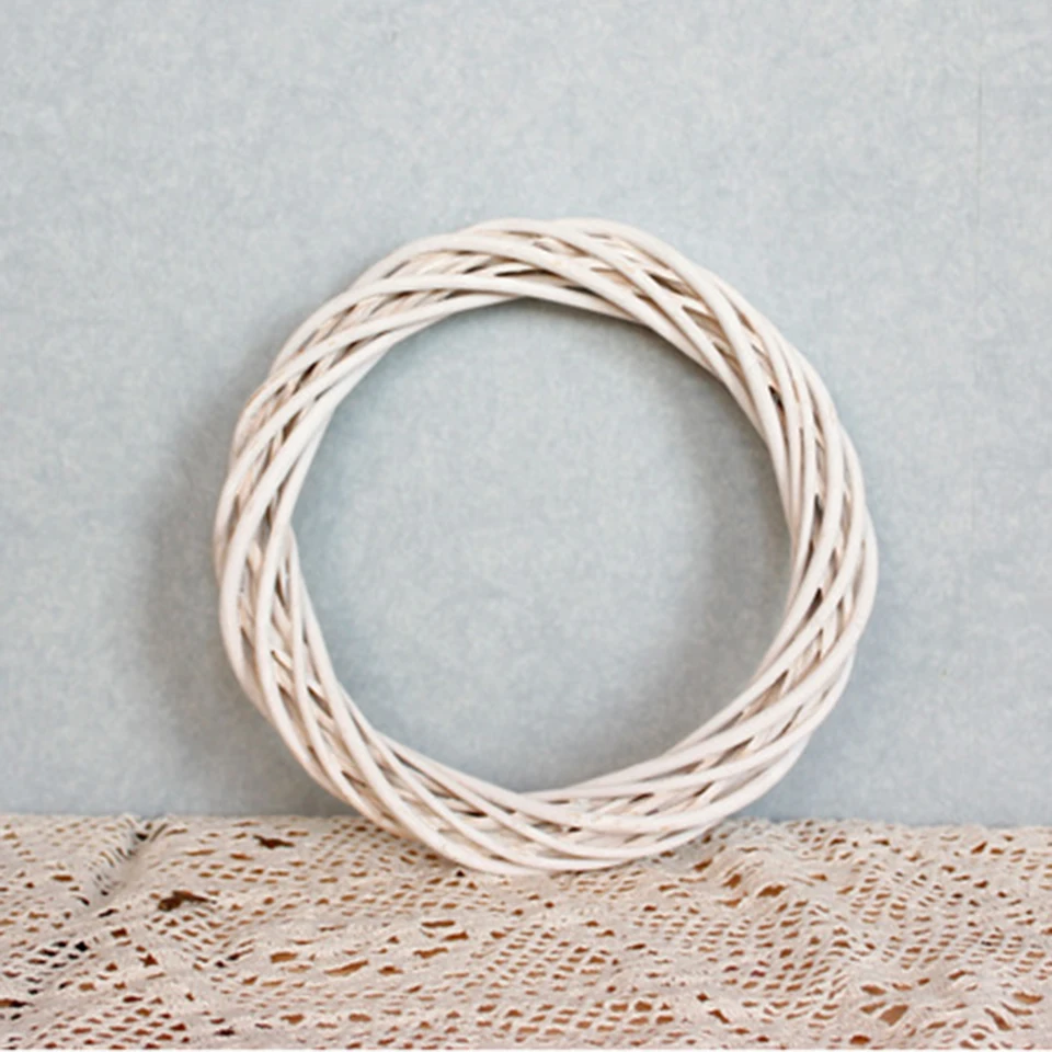 EliteKoopers White Rattan Round Shape Christmas Ring Wreath Garland For DIY Wedding Decoration EliteKoopers White Rattan Round Shape Christmas Ring Wreath Garland For DIY Wedding Decoration