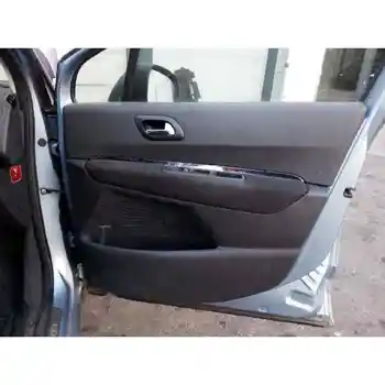 

TRIM RIGHT FRONT DOOR PEUGEOT 5008