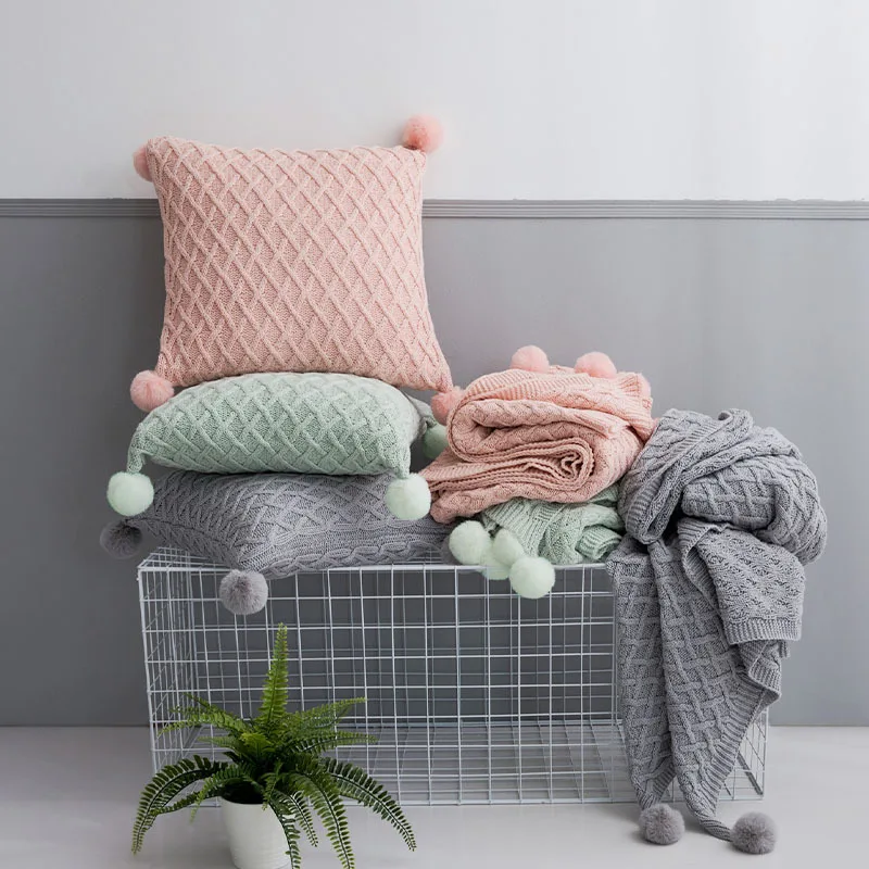 

Ferris INS Blanket Pillow Air Conditioner Knitted Thread Blanket Sofa Blanket Cotton And Acrylic Blended Weaving Furry Ball Blan