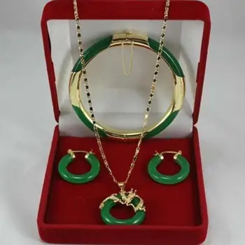 

Free Shipping green jade Earrings Pendant Bracelet sets
