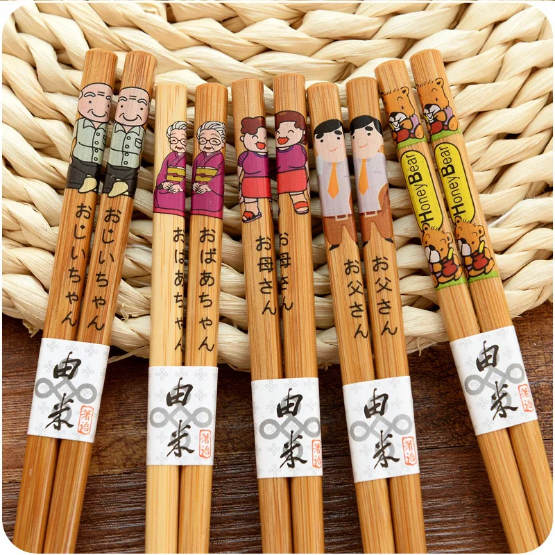 

Reusable Japanese style bamboo chopsticks set 5 pairs of Chinese food dessert chopsticks