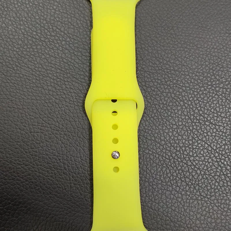 soft Silicone Sports Band for Apple Watch 4 3 2 1 38MM 42MM Bands Rubber Watchband Strap for Iwatch series 4 40mm 44mm - Цвет ремешка: yellow