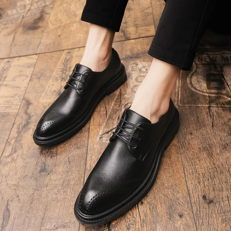 

Men Dress Shoes outdoor Oxfords British Style brogue Pointed Toe Formal lace up Wedding party Casual Business Leather Shoes j3