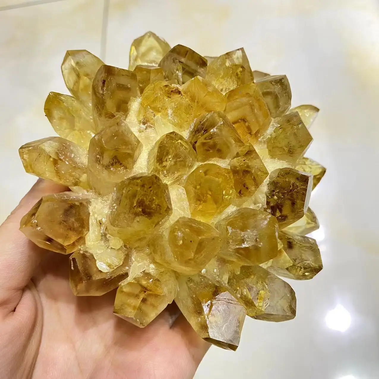 

Natural New Found Yellow Crystal Cluster Energy Ore Home Office Decoration Craft Gift Mineral Treatment Degaussing Aquarium