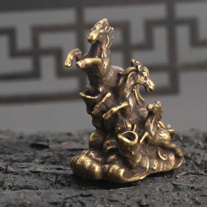 Статуэтка гоночной лошади из чистой латуни мини аксессуар в виде животного