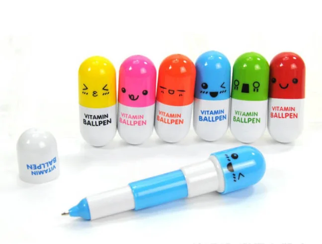 

1PCS Cartoon Novelty Creative Retractable Pill Shape Smiling Face Ballpoint Pen Promotional Gift Stationery Student Prize