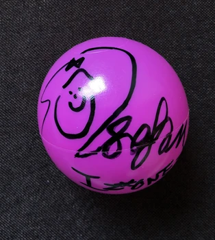 

hand signed IZ*ONE IZONE Miyawaki Sakura autographed concert ball l K-POP
