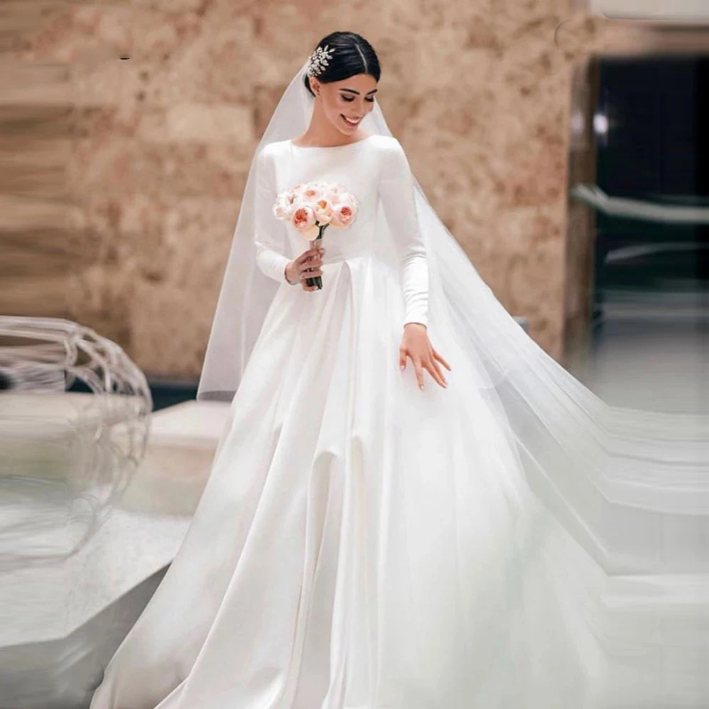 2022 Modest White Satin Wedding Dresses 