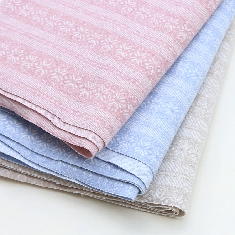 

Width 64'' Snowflake Yarn Dyed Jacquard Cotton Fabric By The Half Yard For Bed Sheet Coat Skirt Material