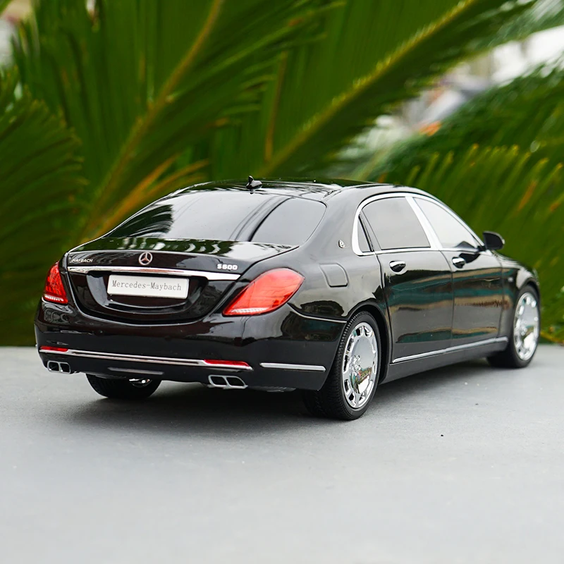 1:18 Maybach s-класс S600 литая Классическая Игрушка модель автомобиля для подарка, коллекции, игрушки