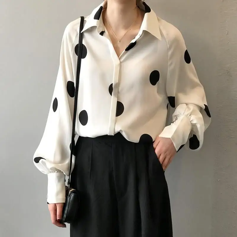 2022 Women Casual Long Sleeve Chiffon Shirt Korean Loose Polka Dot Blouse Single-Breasted Lantern Sleeve Shirt Vintage