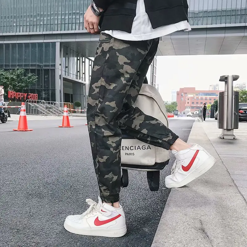 

Men's Casual Camouflage Korean-style 2019 Men And Women Outdoor Military Training Beam Leg Bib Overall Slim Fit Pants Capri Pant