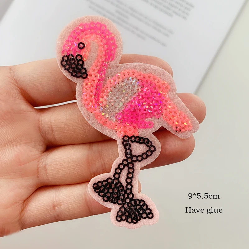 Wholesale Patches Cartoon animal Flamingo Sequins patche Embroidery BadgeS Sewing Supplies Clothing Accessories Iron on patches