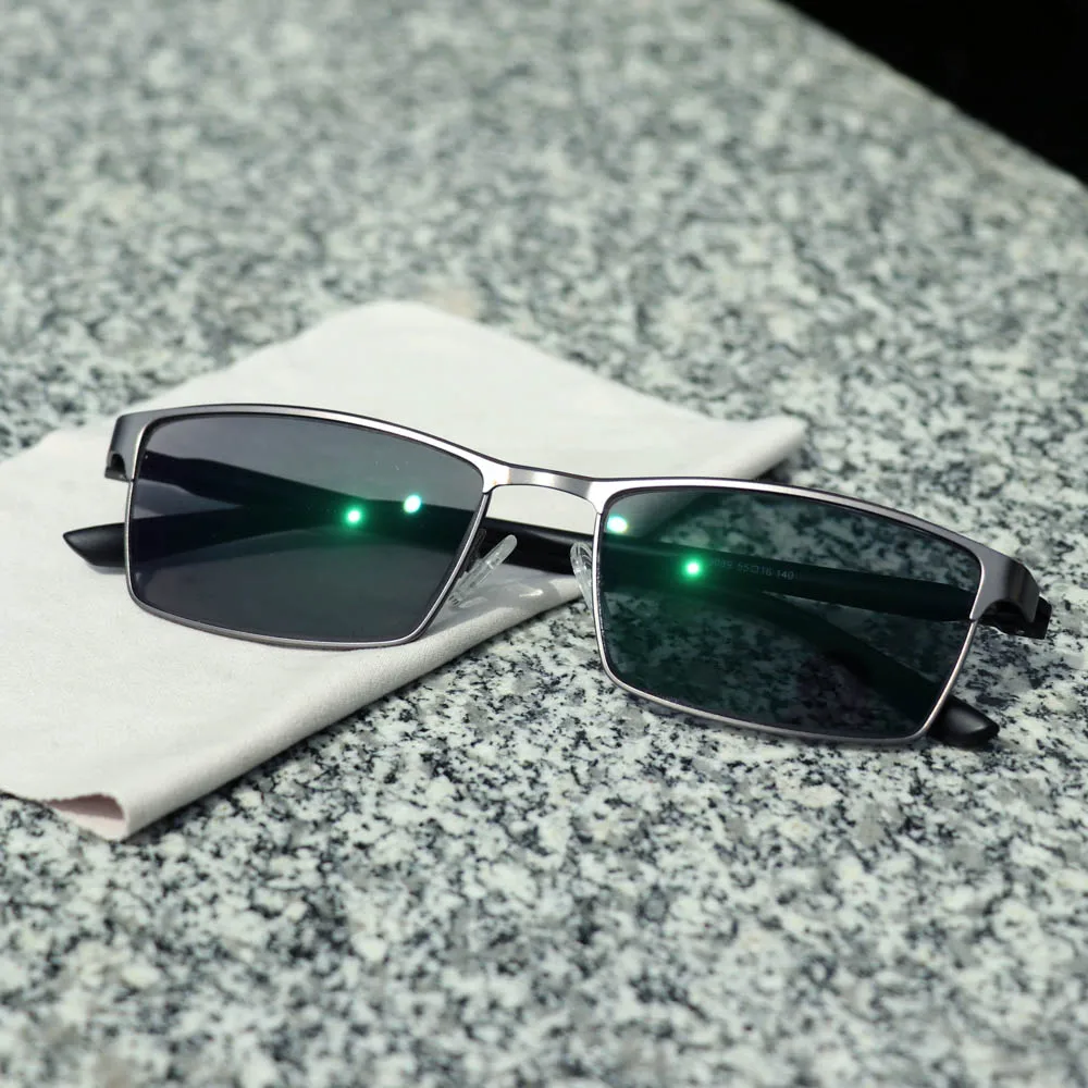 Reading Glasses Presbyopic Glasses Titanium alloy Outdoor Photochromic Presbyopia Hyperopia Reading Glasses