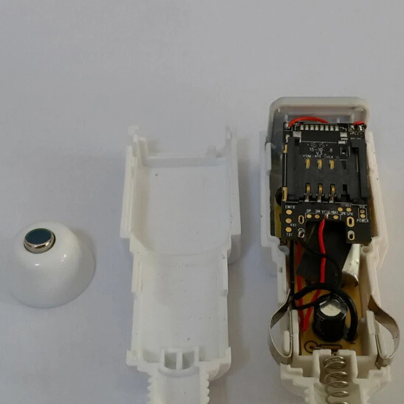 2 в 1 Универсальное автомобильное зарядное устройство+ трекер мини локатор USB автомобильный прибор слежения для зарядного устройства gps в реальном времени GSM GPRS слежение за автомобилем