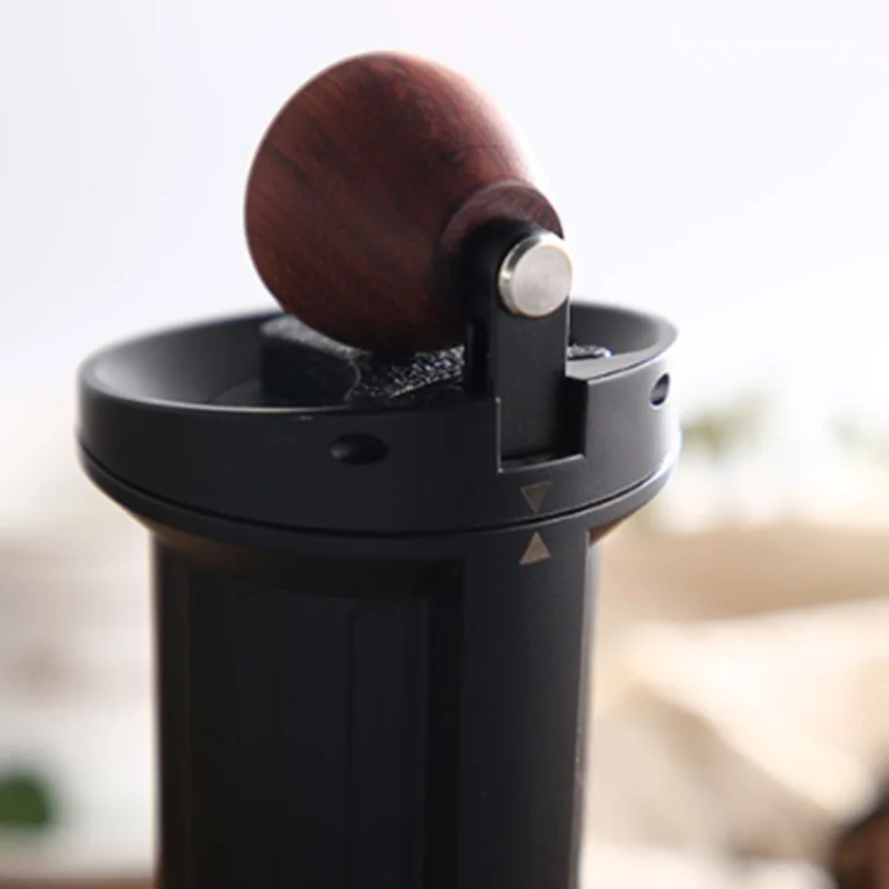 Portable H-Idden Handle Hand Coffee Machine Hand Coffee Grinder Household Coffee Pot with Stainless Steel Grinding Core Househol