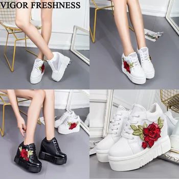 

VIGOR FRESHNESS Shoes Woman 8CM Heels White Platform Sneakers Women Shoes Height Increasing Pumps Flower Embroider Shoes WY49