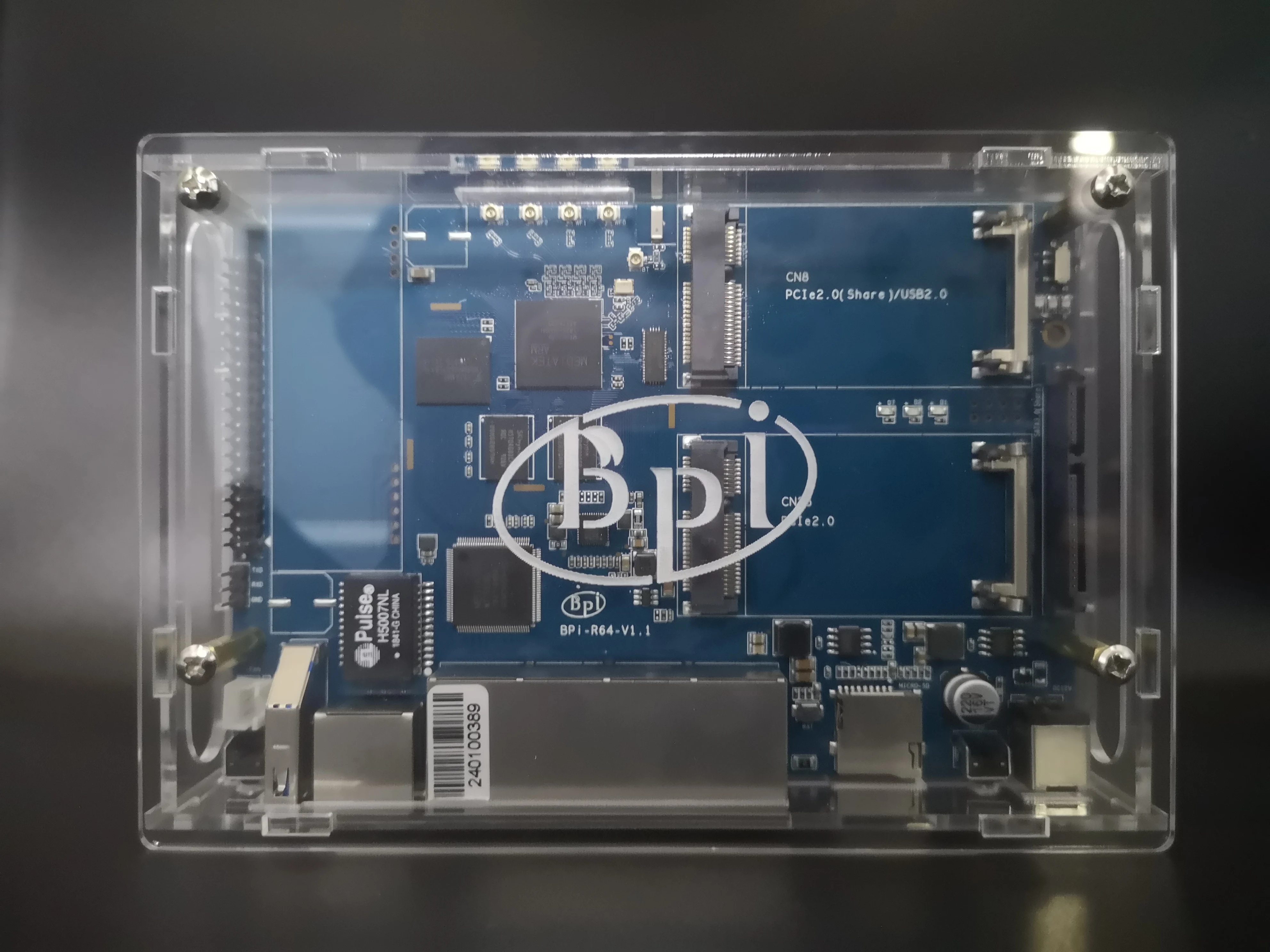 Акриловый/прозрачный чехол Banana PI R64