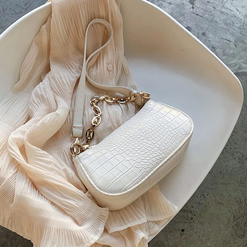 

2020 Fashion Crocodile Pattern Baguette Bags MINI PU Leather Shoulder Bags for Women Chain Design Luxury Hand Bag Female Travel