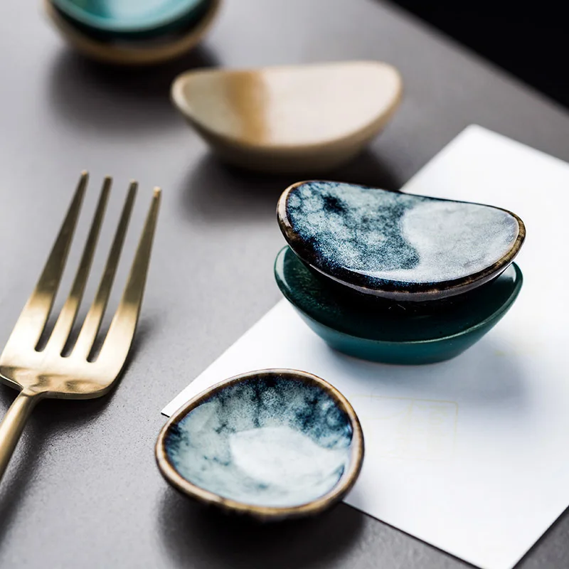 Chopsticks Holder Ceramic Stand Home Kitchen Chopstick Rest Stand Japanese Decorative Eco-Friendly Spoon Fork Tableware YORO
