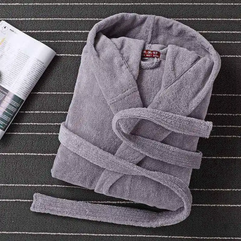 Thick Cotton Bathrobe Hooded Men's Bath Robes Gentlemen Homewear Male Sleepwear Lounges Pajamas Bathrobes Winter Autumn White Thick Cotton Bathrobe Hooded Men's Bath Robes Gentlemen Homewear Male Sleepwear Lounges Pajamas Bathrobes Winter Autumn White