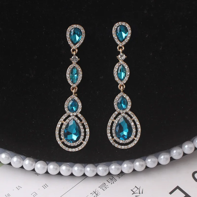 Kristall-Ohrringe mit langem Hängeelement für Damen, Wassertropfen-Design, vollständig mit Strasssteinen besetzt, modischer Ohrschmuck. – Detail 11