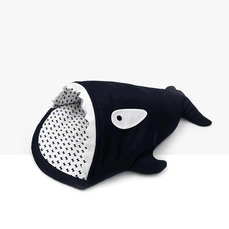 

Winter Cat Bed House Pet Bed Shark Foldable Kennel Indoor Tent Pet Igloo Soft Kitty Shack Cama De Gato Home New Product 50MW104