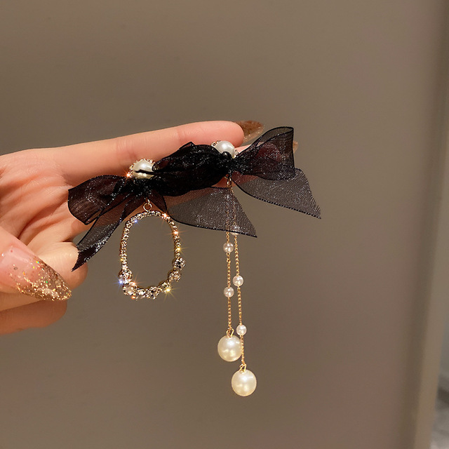 Rhinestone Bow Tassel Earrings Exquisite Long Hanging Crystal Pendant Light Luxury Drop Dangle Earrings Women Girl