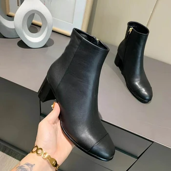 

Genuine Leather New Luxury Brand Designer Winter Ankle Boots For Women Round Toe Zipper Chelsea Boots Mid Heel Soid Shoes Women
