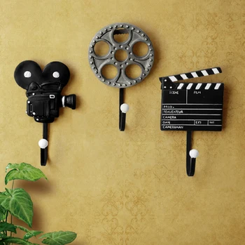 

3Pcs/set Creative Resin Coat Hook Wall Hanging Craft Movie Tape Disk Record Art Hook Behind The Door Home Decor Purse Hanger