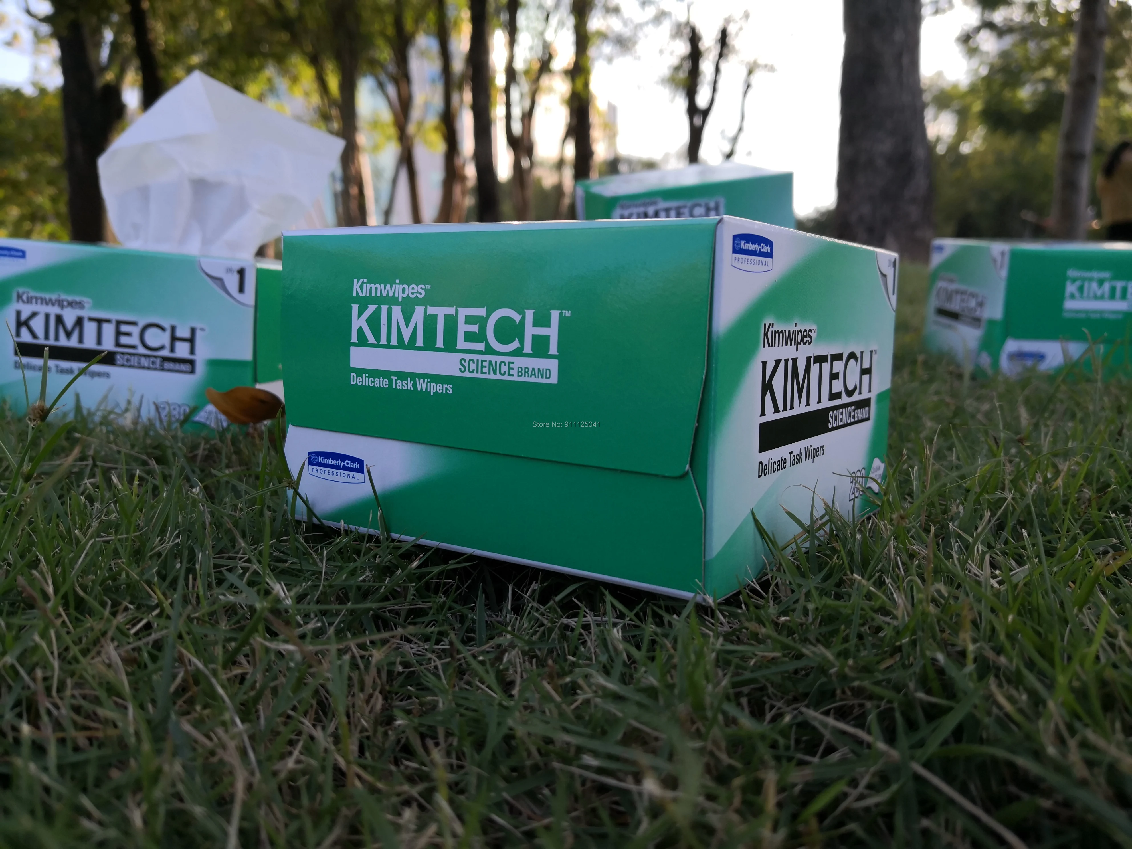 Kimtech Fiber Optic Cleaning Wipes - 560pcs for Screen Polishing, Dust-Free Precision Cleaning. Description Image.This Product Can Be Found With The Tag Names Computer cleaners, Computer Office, Fiber optic kimwipes