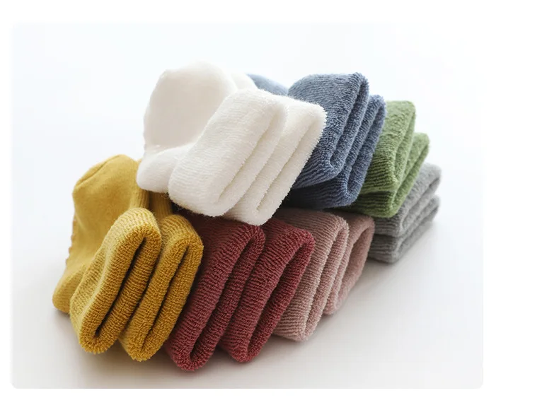 Новые носки для новорожденных махровые нескользящие носки для малышей, зимние теплые толстые носки для маленьких девочек и мальчиков однотонная Одежда для младенцев, аксессуары