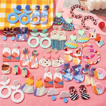 

17KM Fashion Acrylic Colorful Irregular Earring for Women Pink Square Round Graffiti Dangle Earrings Party Hot Jewelry Gifts
