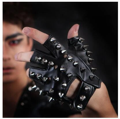 New Half Finger PU Leather Gloves Women Rock Punk Style Fingerless Rivet  Mittens