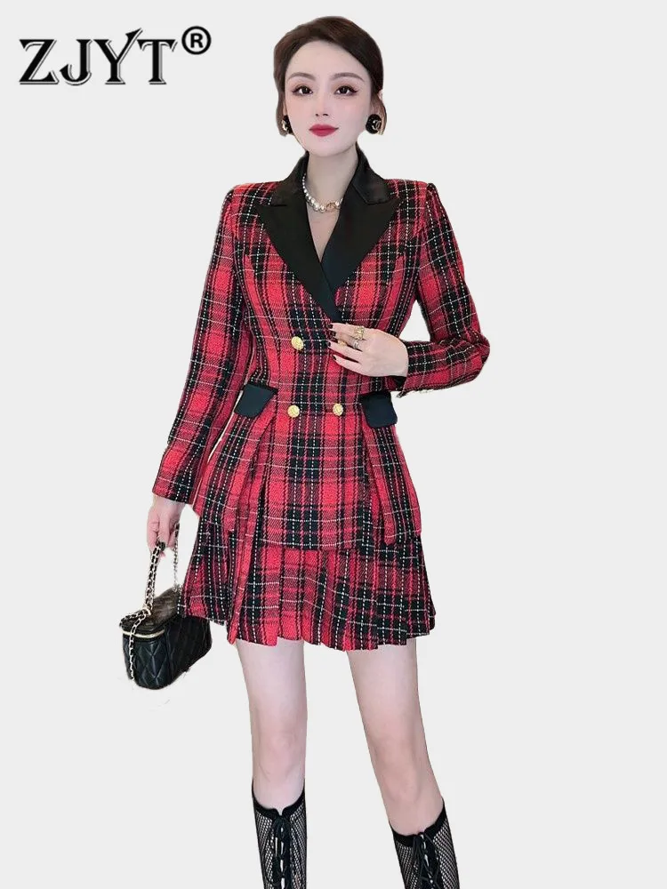 Blazer De Lana De Cuadros | 12 Compras Clásicas Para Sobrevivir