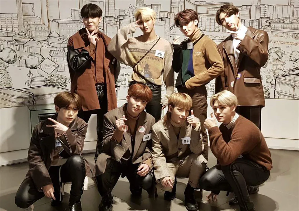 Ateez музыкальной группы Плакаты Wall Art Печать глянцевая бумаги Спальня украшения дома арт марки