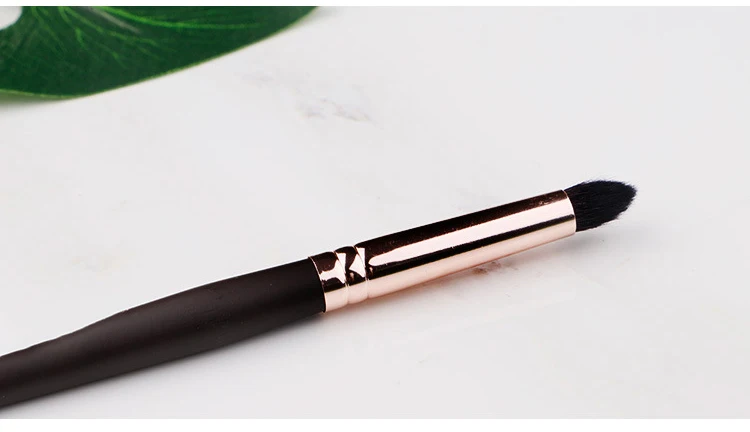 1pc Goat Hair Tapered Crease Blending Makeup Brushes Smudge Eye Shadwo Nose Highlight Mekeup Brush Cosmetic Make Up Tools