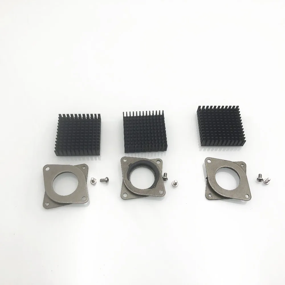 

New NEMA 17 Stepper Steel and Rubber Vibration Dampers with heat sinks M3 Screw for 3D Printer Creality CR-10, CR-10S, Ender 3