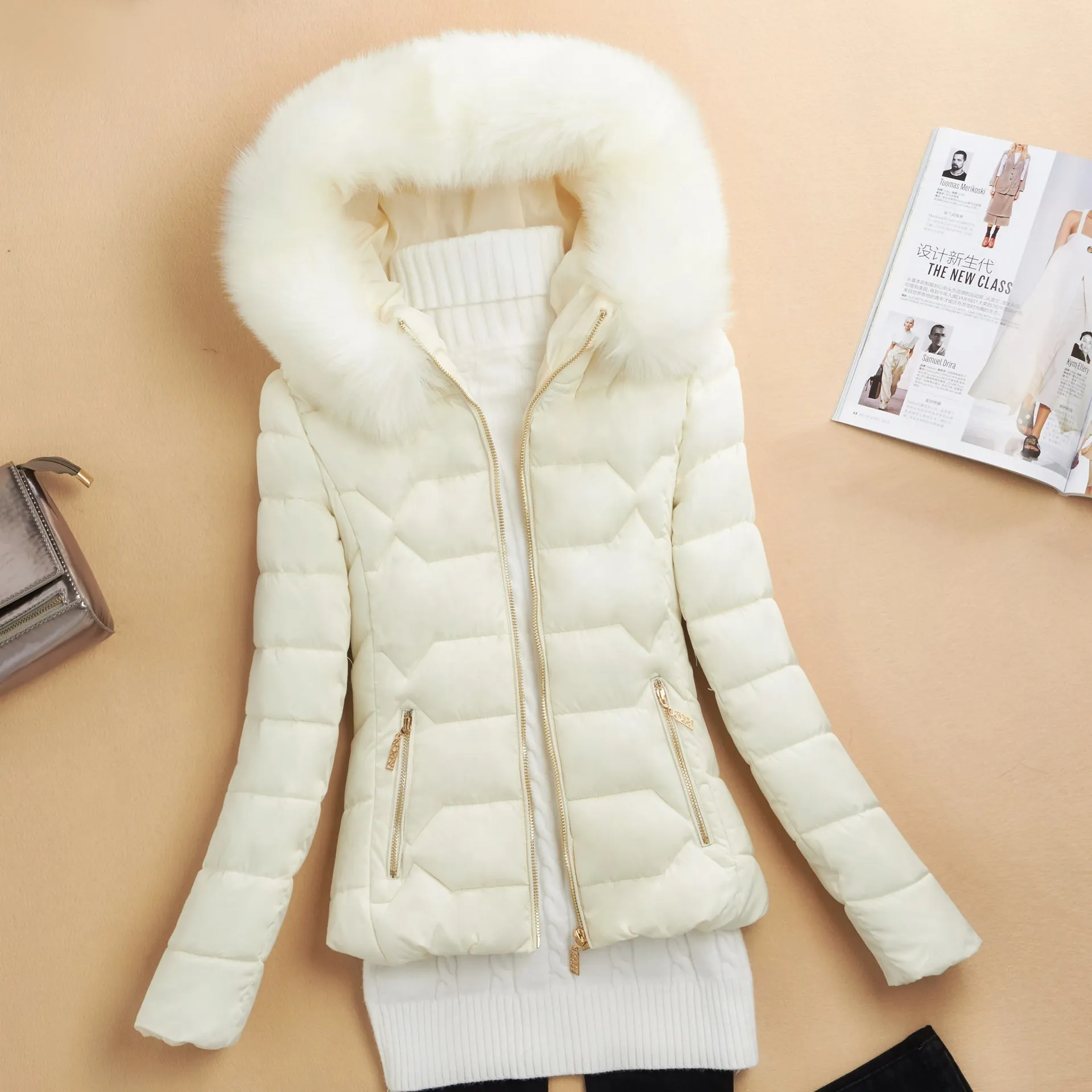 

2017 Winter Large Fur Collar Short Slim Fit White Thick down Jacket Women's Slimming Duck down Warm Waist Hugging Versatile