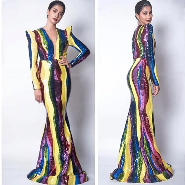

Colorful Sparkly stripe Sequins Mermaid Prom Pageant Dresses 2020 Modern V-neck Full length Winter Long Sleeve Evening Wear
