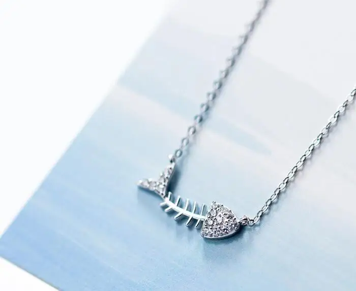 Authentic 1pc 100%REAL. 925 Sterling Silver FINE Jewelry Sea Animal Fishbone white zirconia aaa+ Necklace pendant GTLx1713