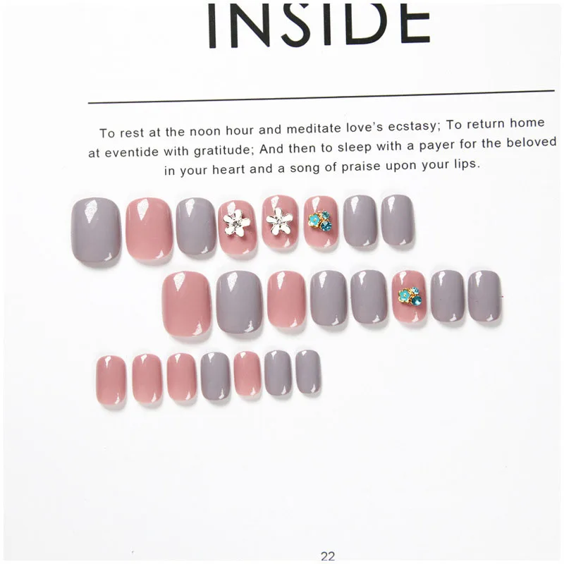 

Sweet Light Grey Pink Color 3D Flower Fake Nails DIY Fashion Nail Art Tips with Glue Short Size Design Artificial Nails