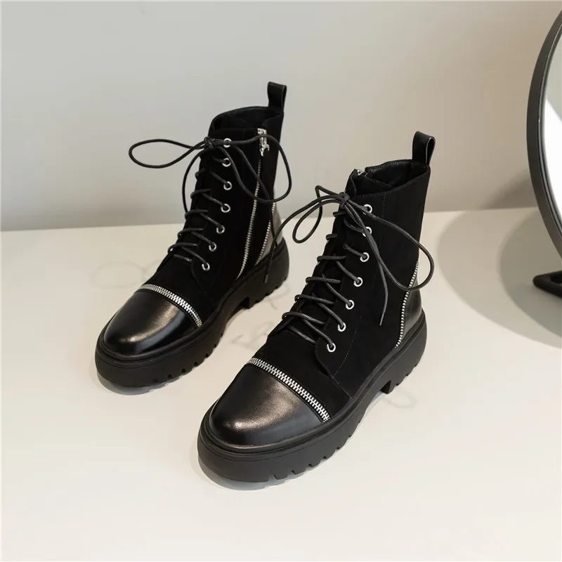 7K3A0176