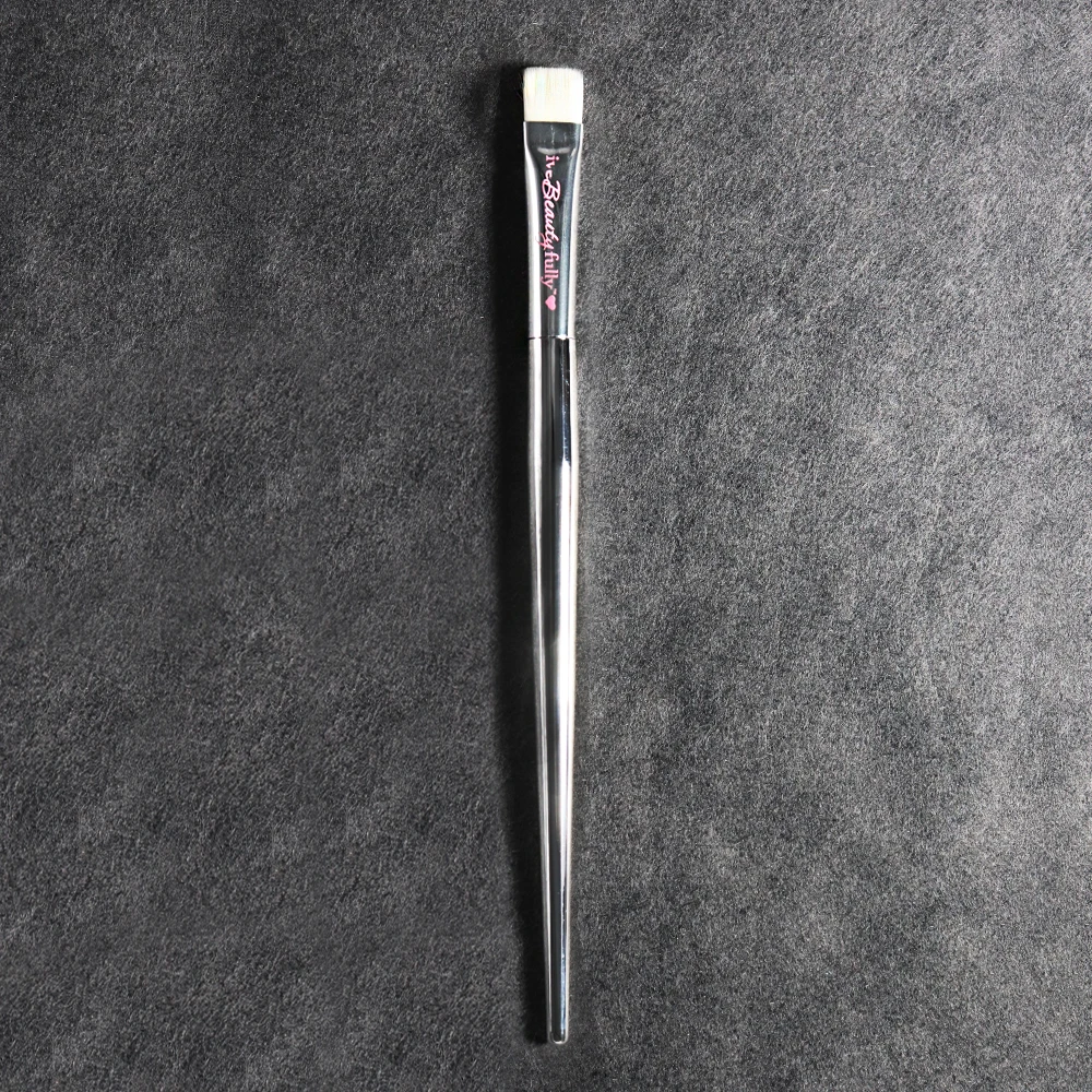 

Flat Eyebrow Brush It Cosmetic Silver Chromed Synthetic Eye Brow Lip Make up Brush