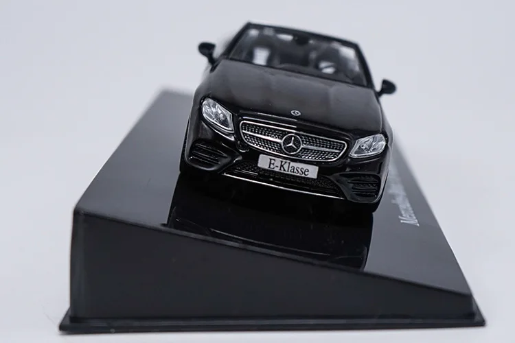 1:43 E300 E-KASE Coupe модель сплава автомобиля статические высокой моделирования металлические модельные автомобили с оригинальной коробкой