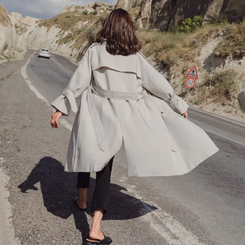 

Photo Shoot Hong Kong Style CHIC Fold-down Collar Bandage Cloth Bell Sleeve Trench Coat Women's 2018 Autumn And Winter Simple El