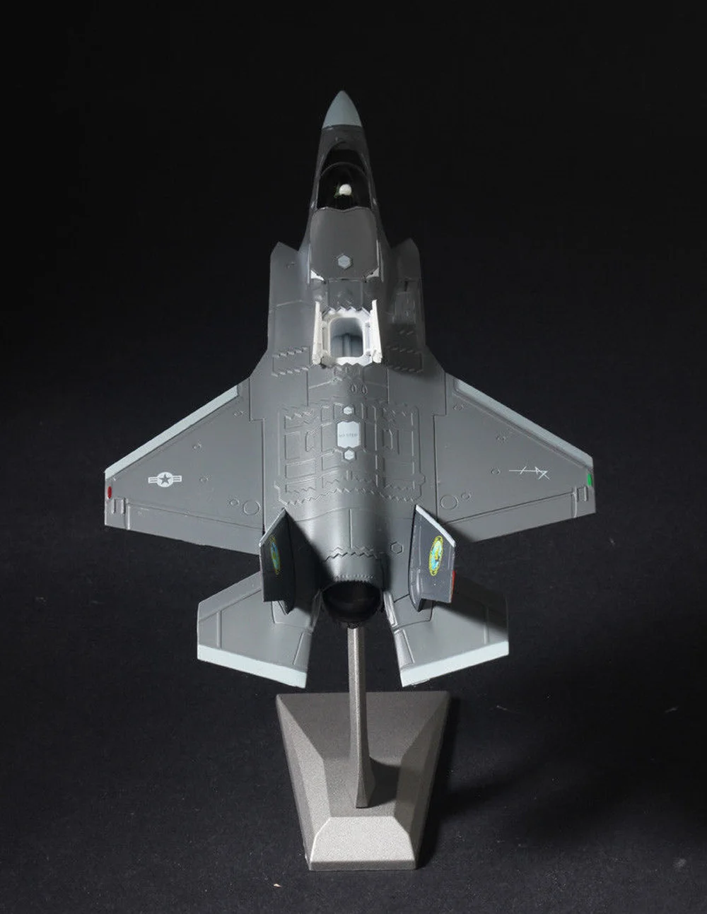 WLTK ВМС США Lockheed Martin F 35B истребитель молнии 2017 1/72 литая под давлением модель| |