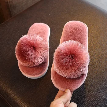 

Kids Girls Fur Slippers Plush Shoes Ball Warm Children Outdoor Fluffy Slippers Non-slip Home Slides Cute Girls Slippers SJT008