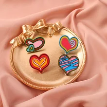 

Love Rainbow Wave Brooch Blue Alloy Paint Silk Scarf Button Sweater Brooch Graffiti Heart-shaped Enamel Brooch Lapel Pins