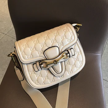 

Saddle bag 2019 new women's bag 2020 net red foreign style wild ins embossed bag broadband messenger bag